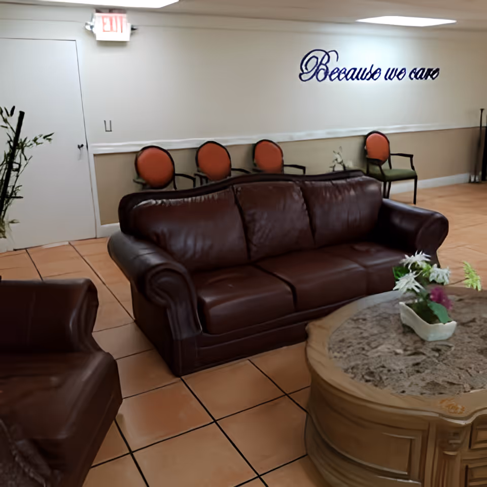 Photo 7 of Midtown Manor