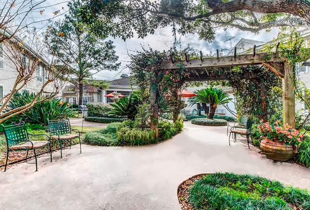 Photo 5 of The Gardens of Bellaire