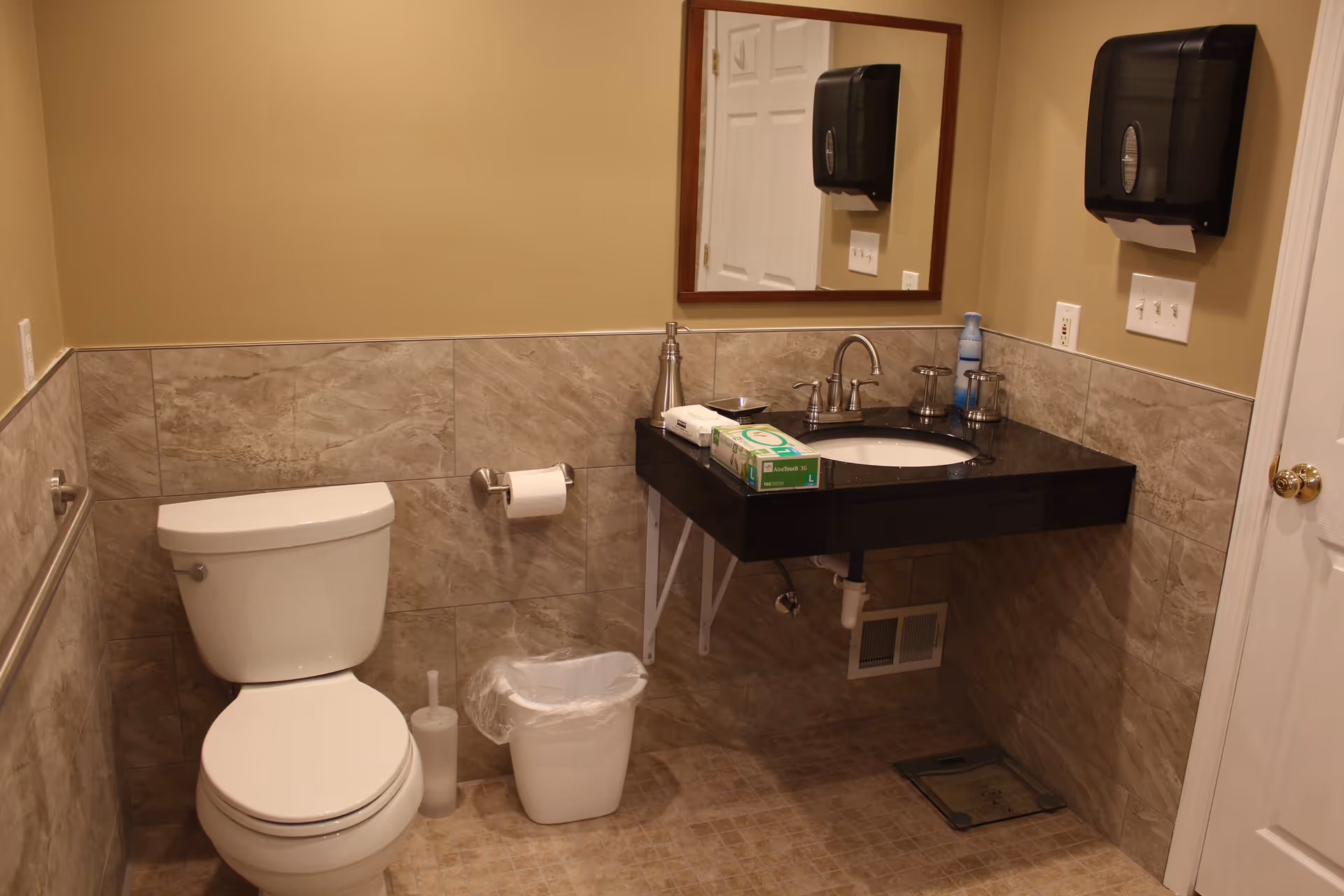 Photo 11 of Heartfelt Residential - Ten Mile Home - Assisted Living